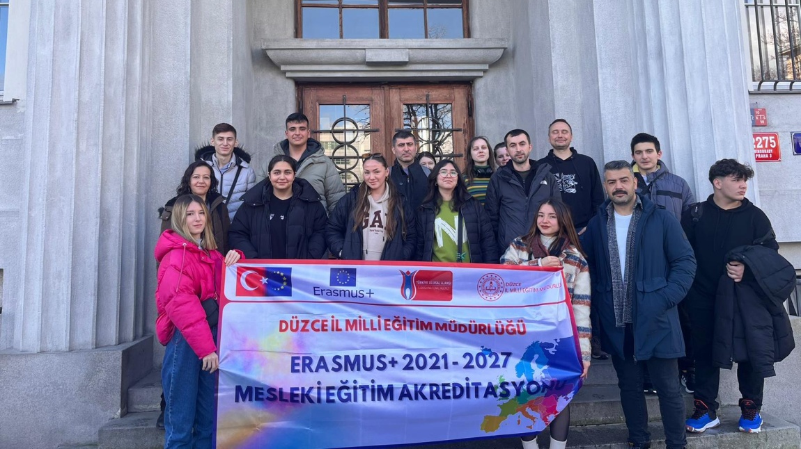 Düzce İl Milli eğitim Müdürlüğü Erasmus+ 2021-2027 Mesleki Eğitim Akreditasyonu